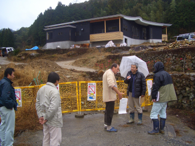 080122パブリックベンチ.jpg